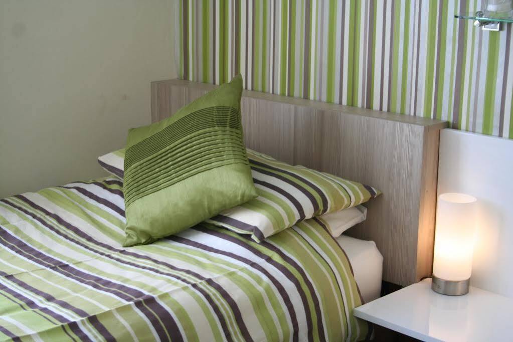 Philbeach Bed & Breakfast 3*